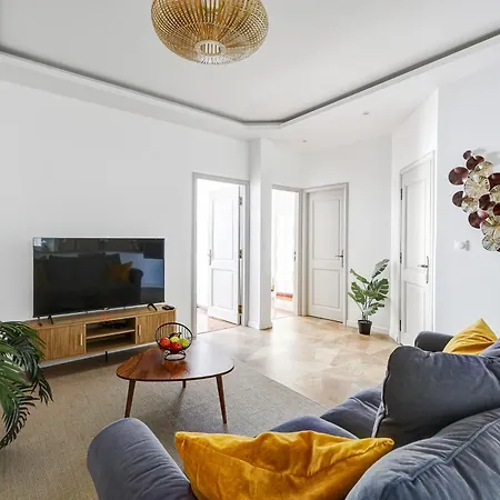 Martine Suite, Place De La République Appartamento *